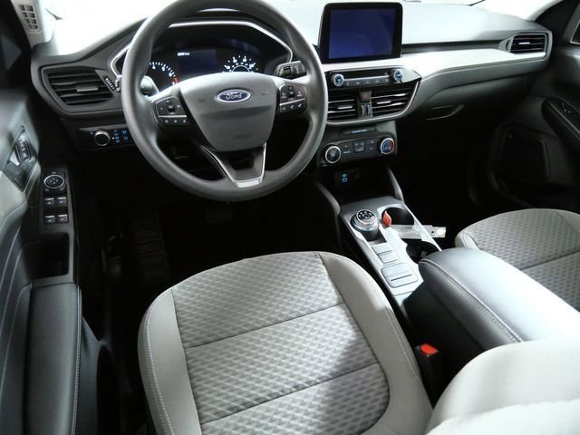 Certified Used 2022 Red Ford SE image 4