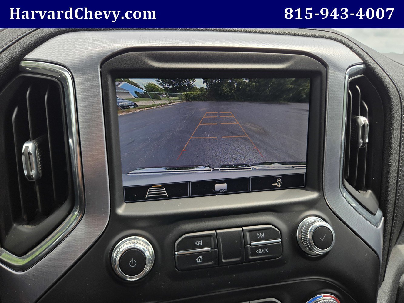 Used 2020 SUMMIT WHITE GMC SLE image 9