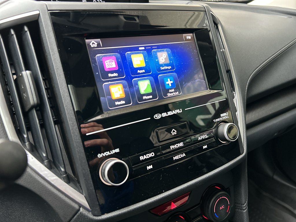 Used 2018 Dark Gray Metallic Subaru Premium image 19
