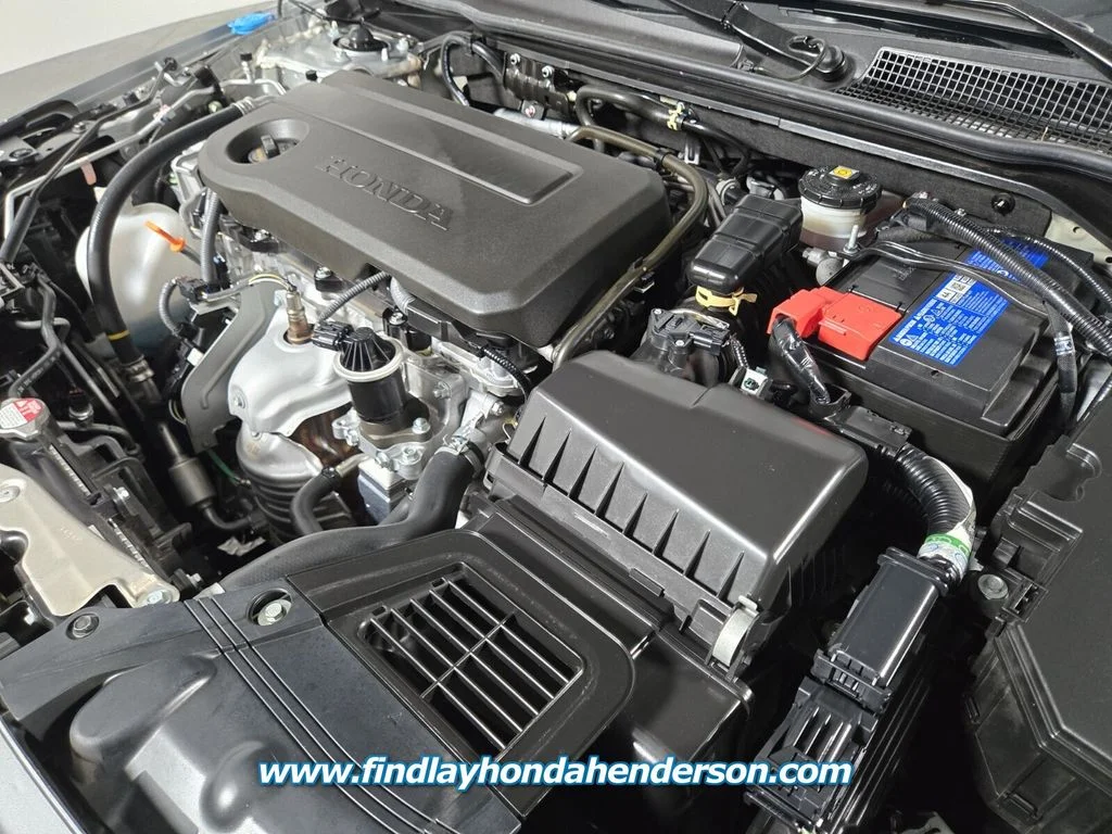 Certified Used 2025 Solar Silver Metallic Honda Sport image 22