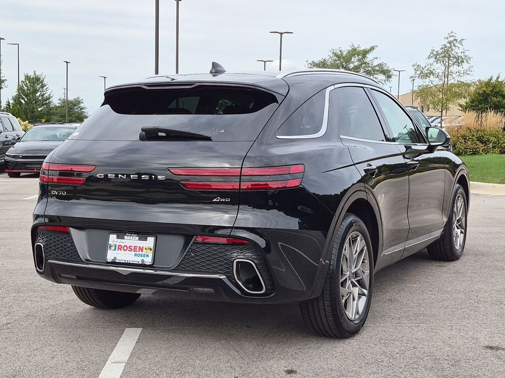 Used 2024 Black Genesis 2.5T image 7