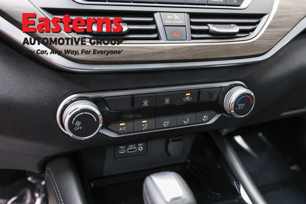 Used 2023 Gray Nissan 2.5 SV image 20
