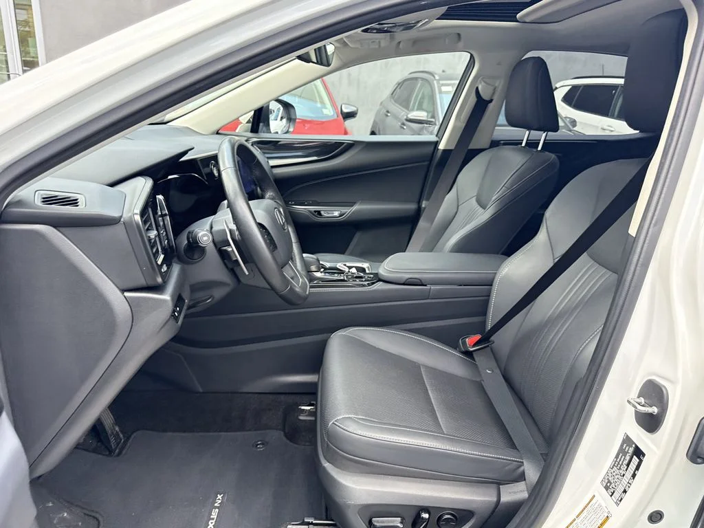 Used 2024 White Lexus 350 Base image 19