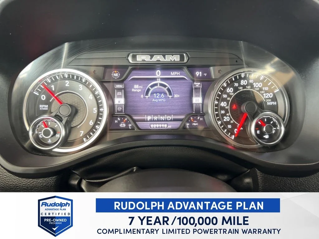 Used 2022 Silver Ram Big Horn/Lone Star image 16