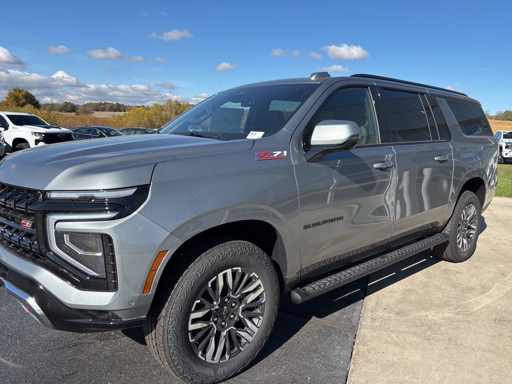 2026 Chevrolet Suburban Z71 photo 3