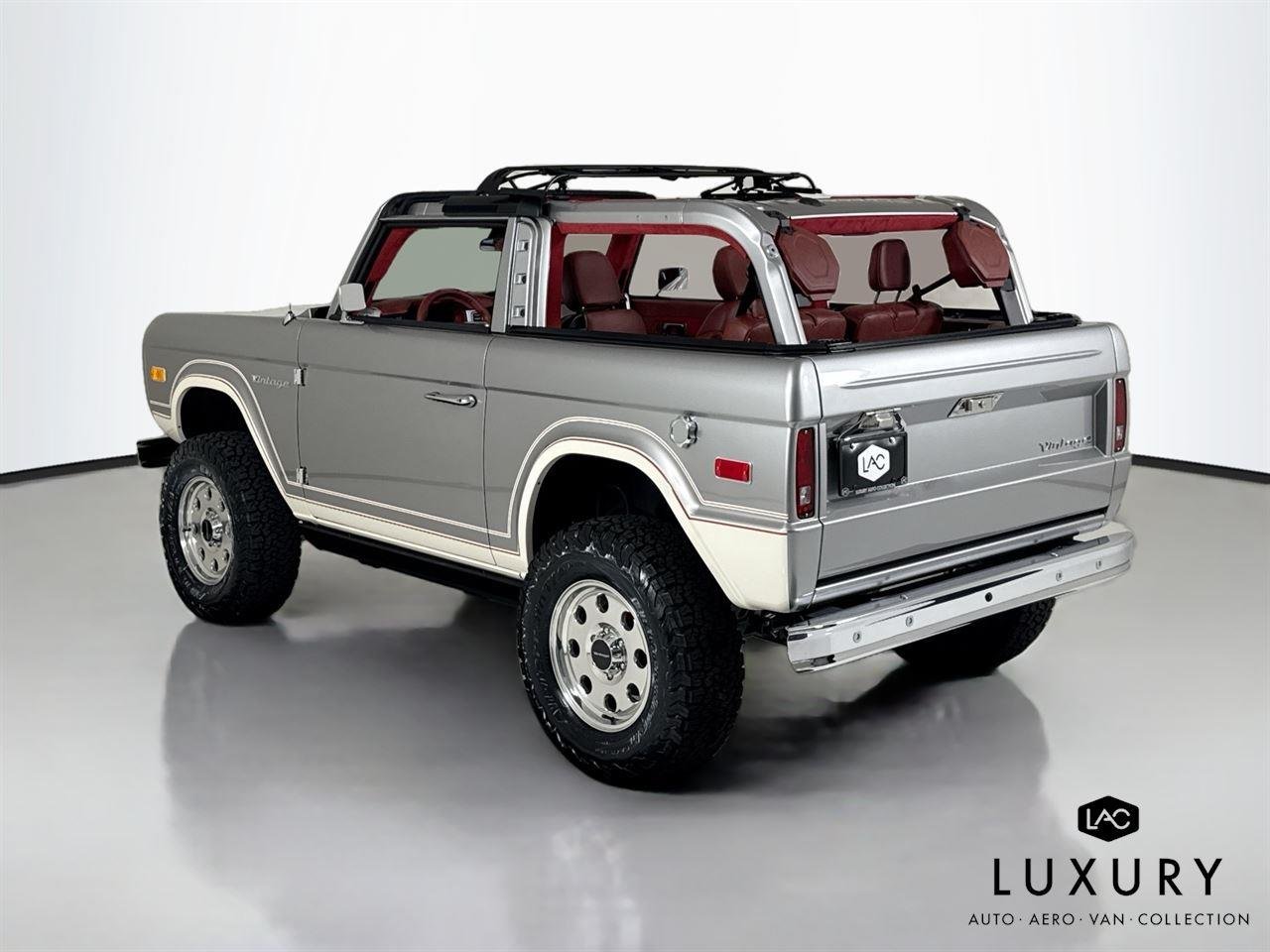 Used 2025 GT Silver Vintage Modern Twin-Turbo w/ Full Bespoke Interior image 8