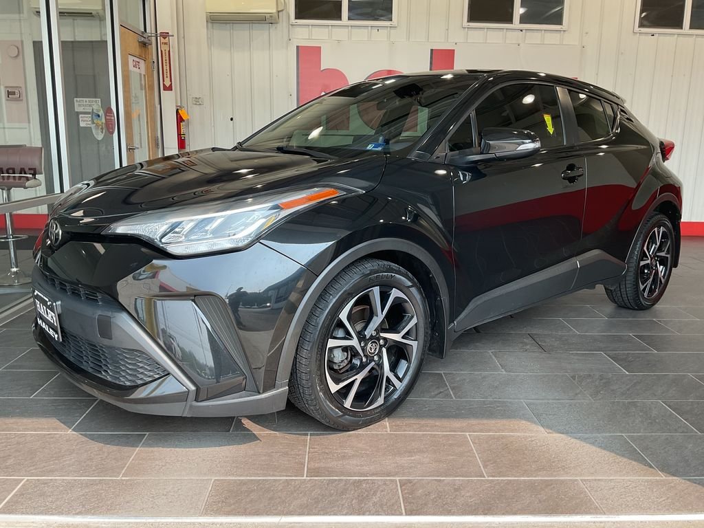 Used 2021 Black Toyota XLE image 2