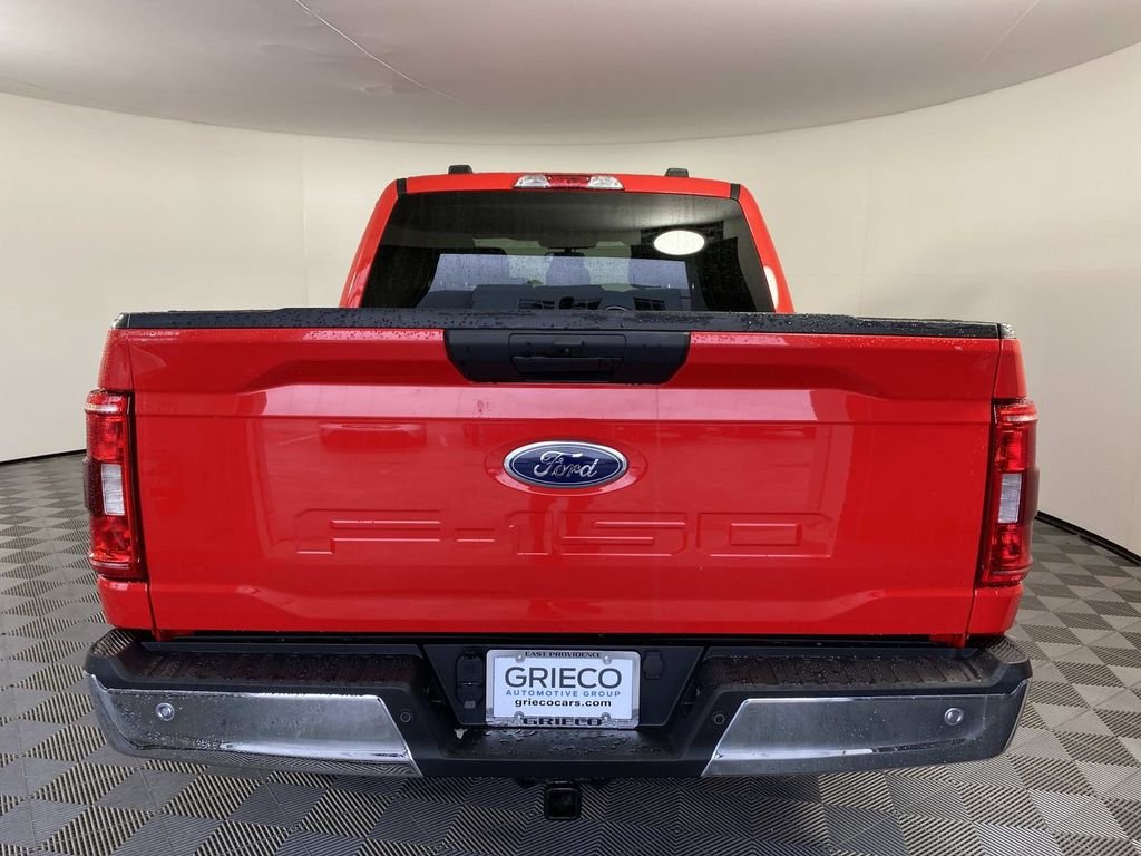 Used 2021 Red Ford XLT image 7