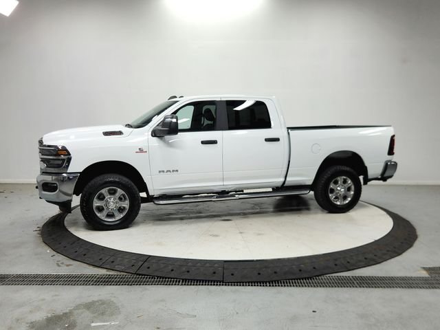 Used 2025 White Ram Big Horn image 5