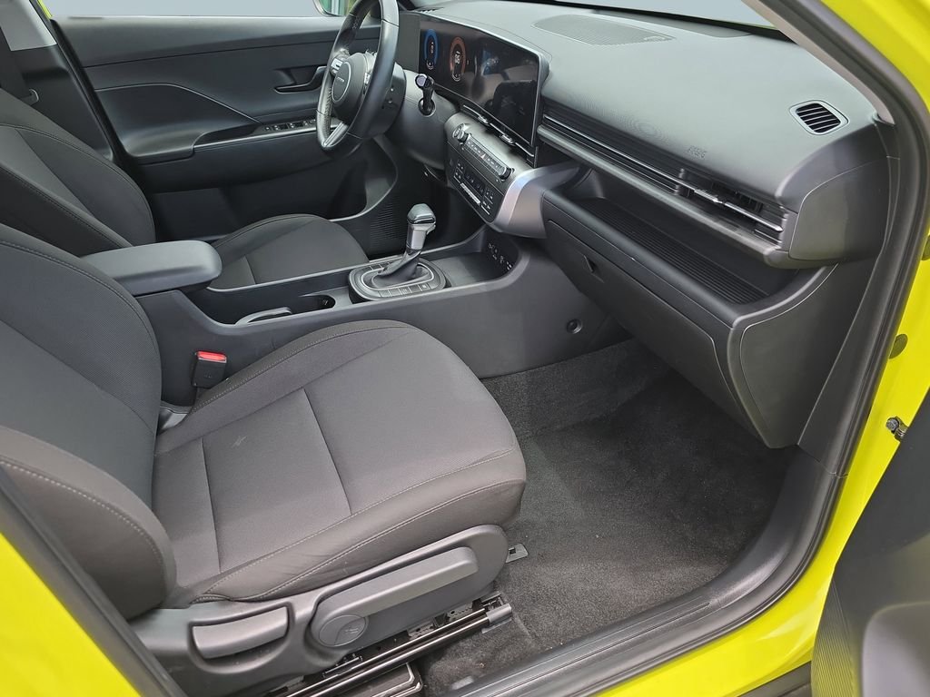 Used 2025 Yellow Hyundai SEL image 22