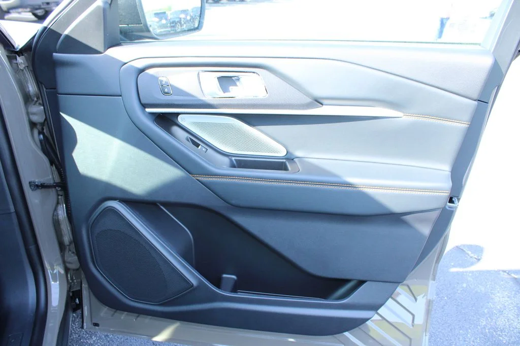 New 2026 Marsh Gray Ford Tremor® image 32