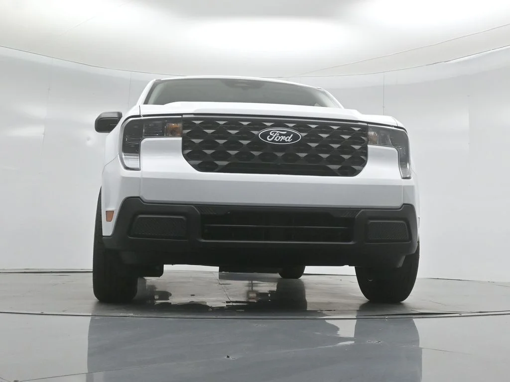 New 2026 Oxford White Ford XLT image 40