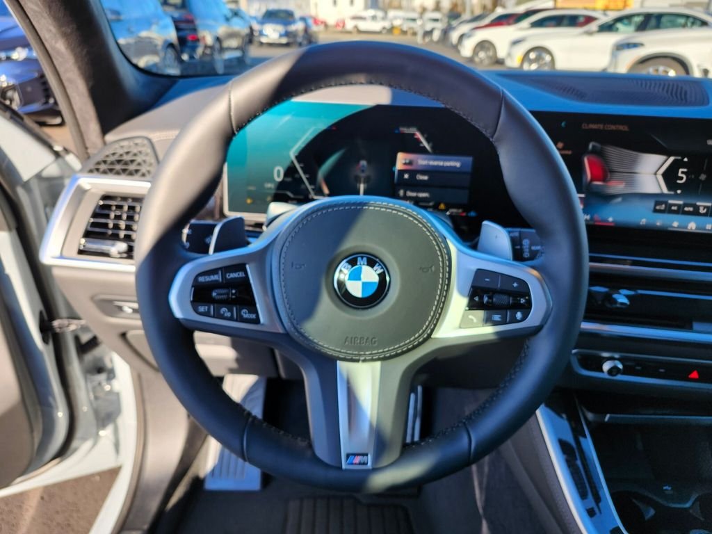 Used 2026 Gray BMW xDrive40i image 26