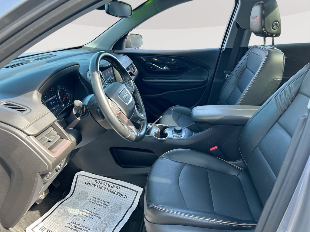 Used 2024 Sterling Metallic GMC AT4 image 23