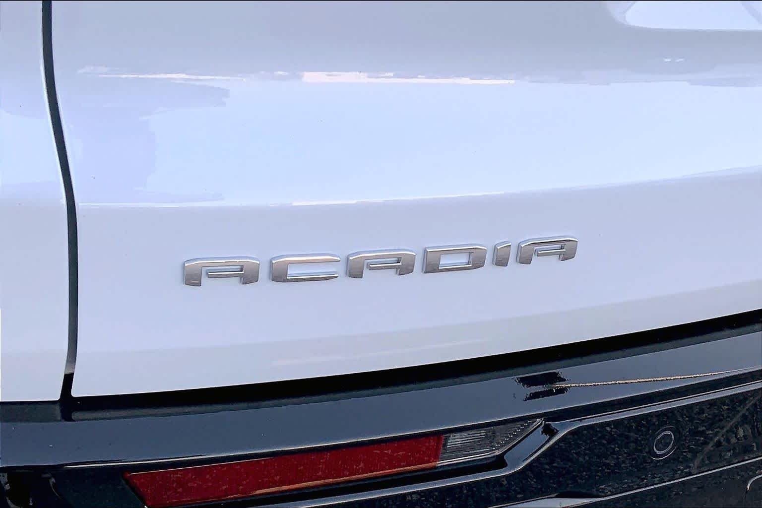 2027 GMC Acadia Denali Ultimate - Photo 14