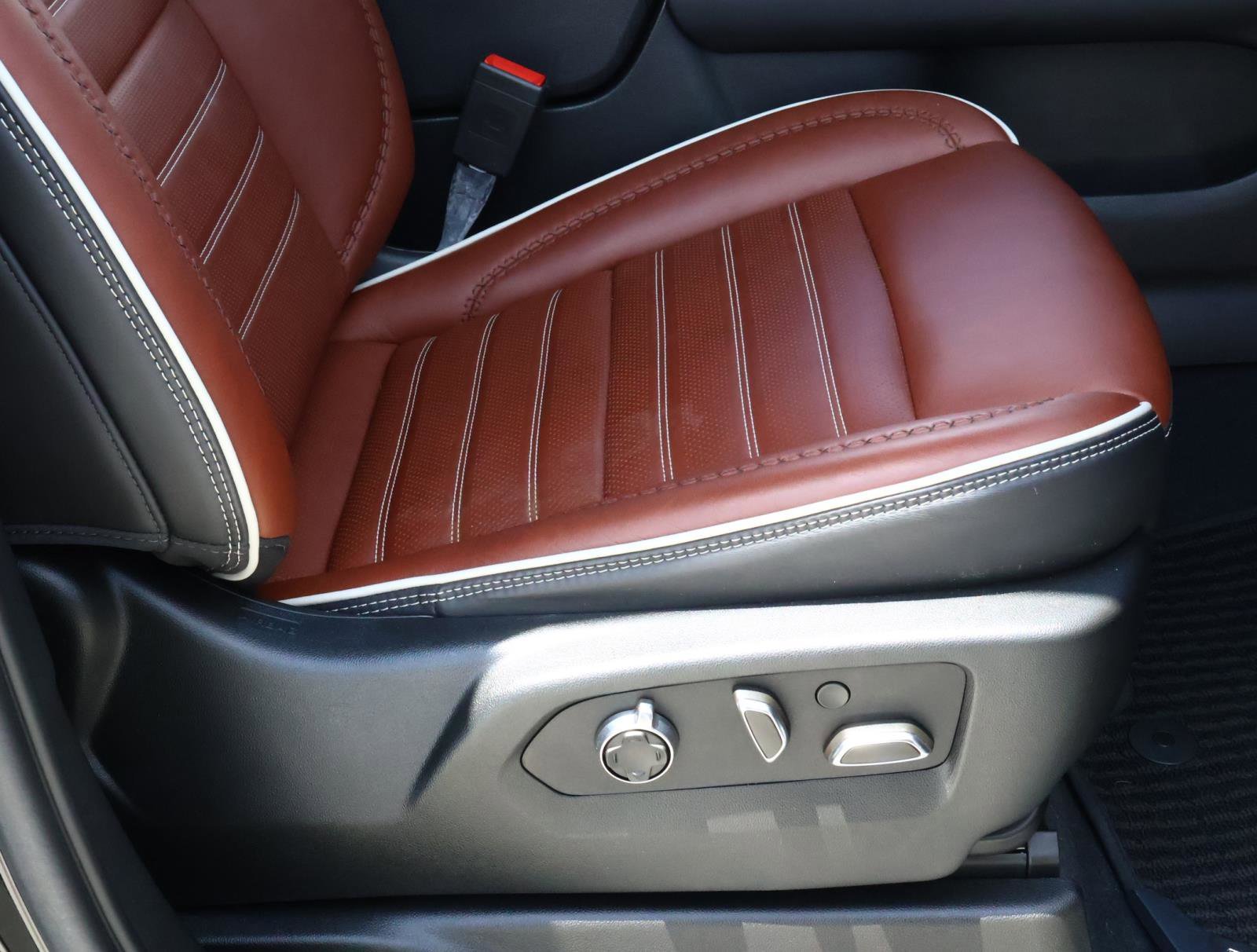 2023 GMC Yukon XL Denali Ultimate - Photo 22