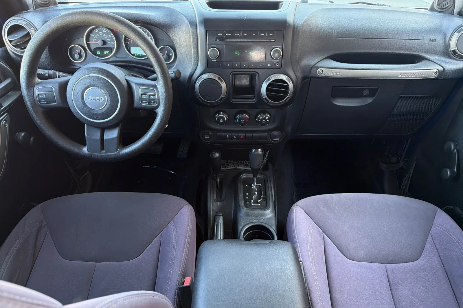 Used 2013 TRUE BLUE PEARLCOAT Jeep Sport image 12