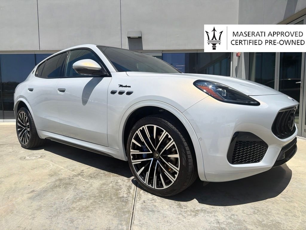 Certified Used 2023 Grigio Cangiante Tri-Coat Maserati Modena image 1