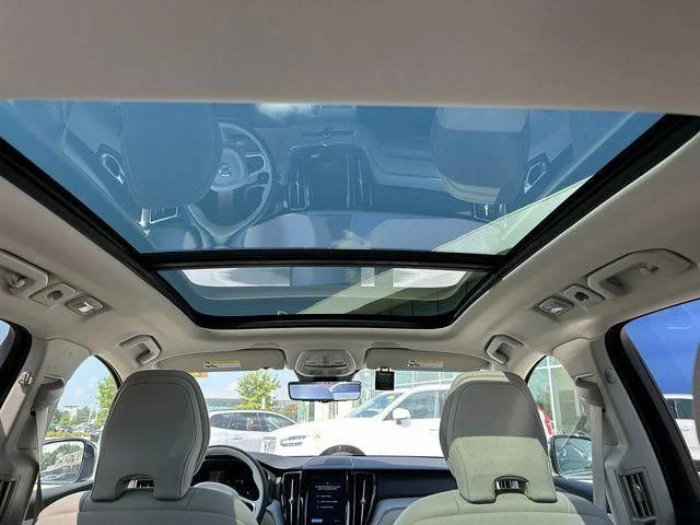 New 2025 White Volvo T8 Ultra image 15