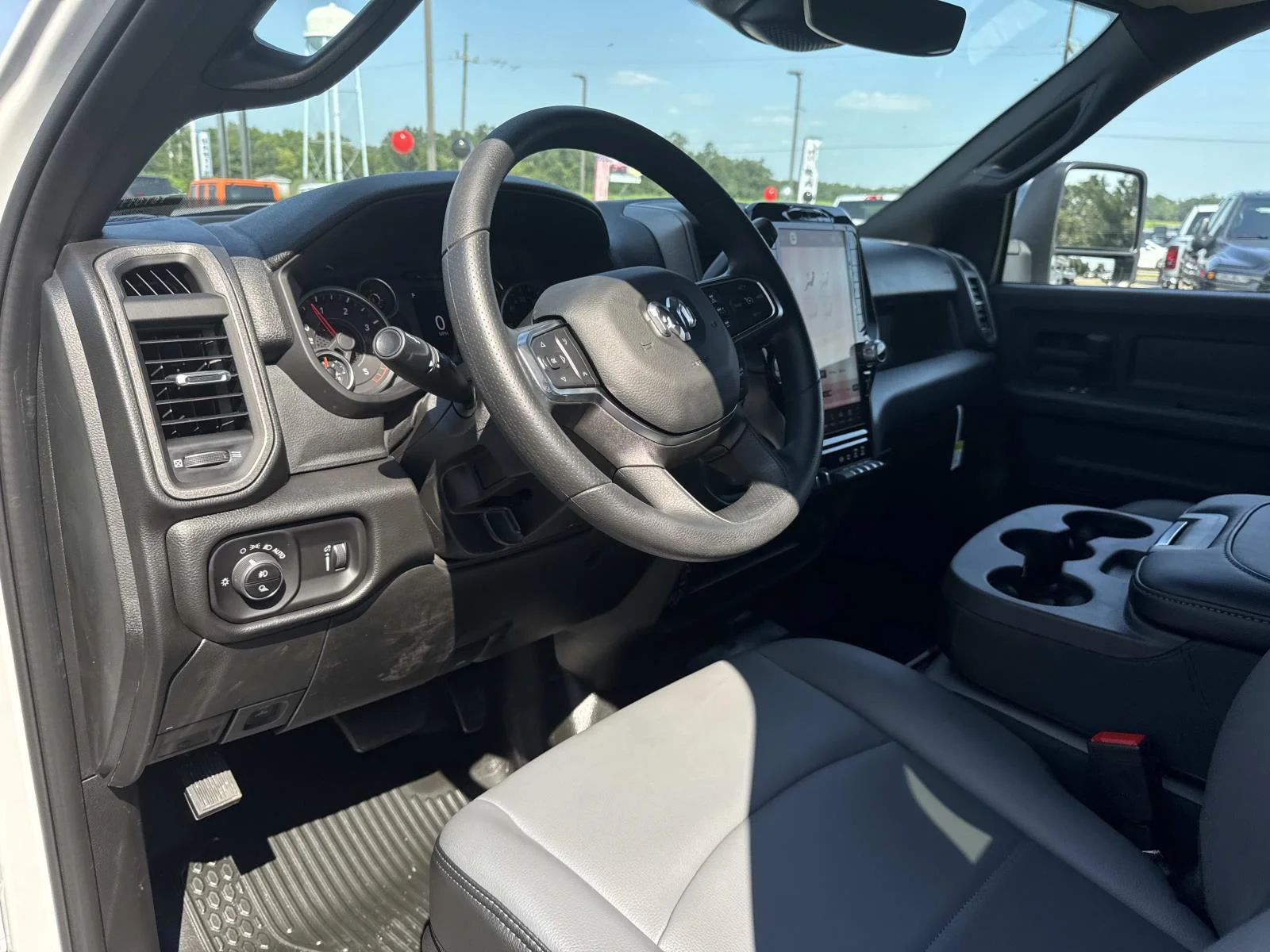 2026 RAM 2500 Tradesman - Photo 9