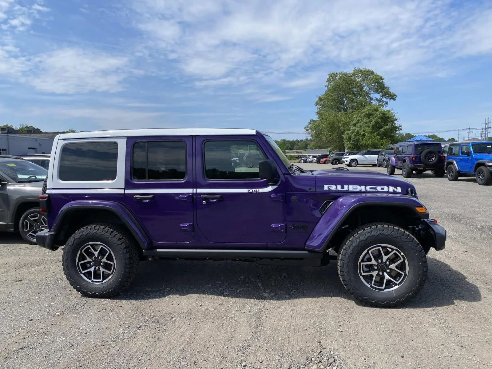 New 2026 Reign Jeep Rubicon image 2