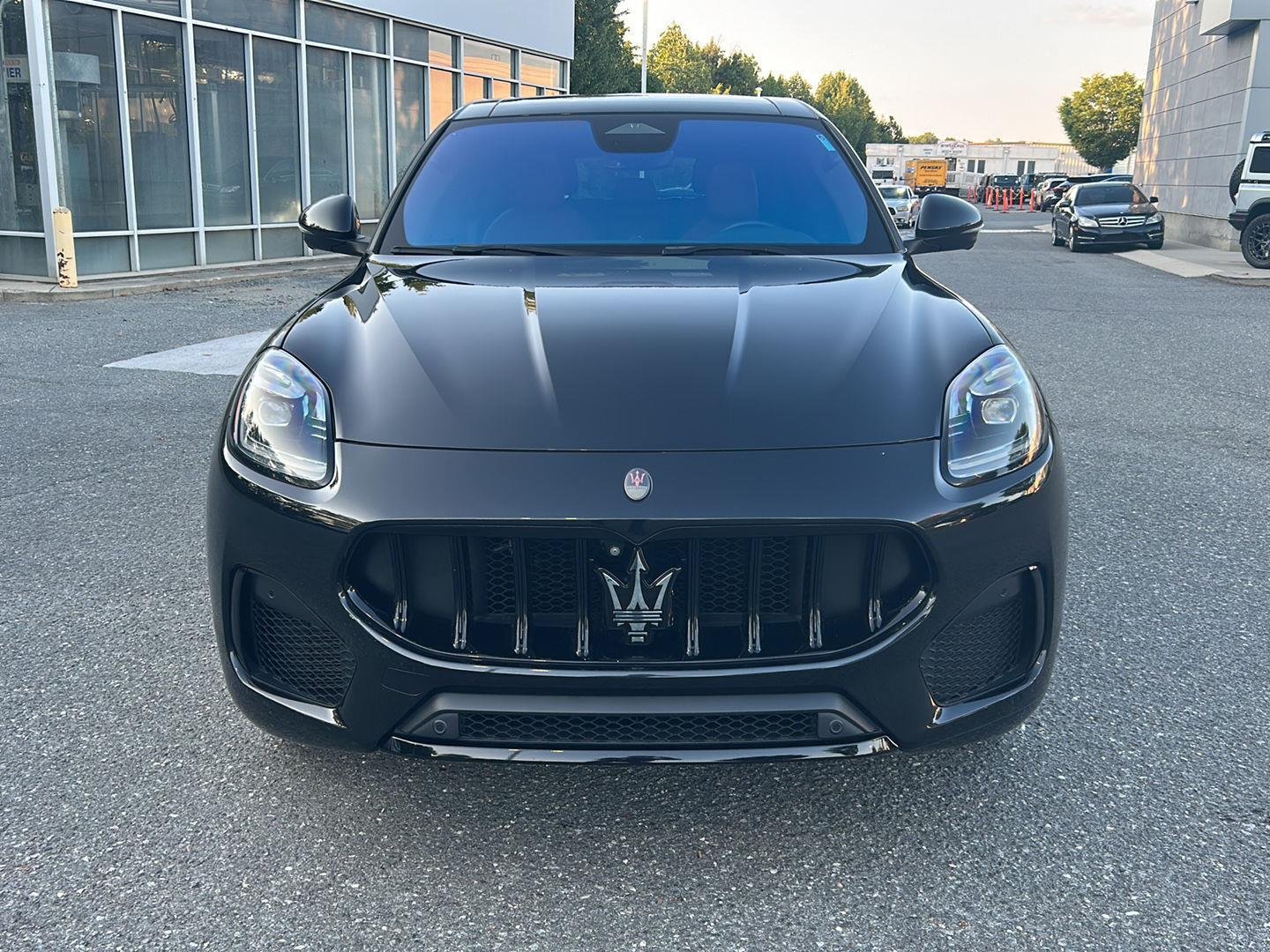 Used 2023 Nero Tempesta Metallic Maserati Modena image 8