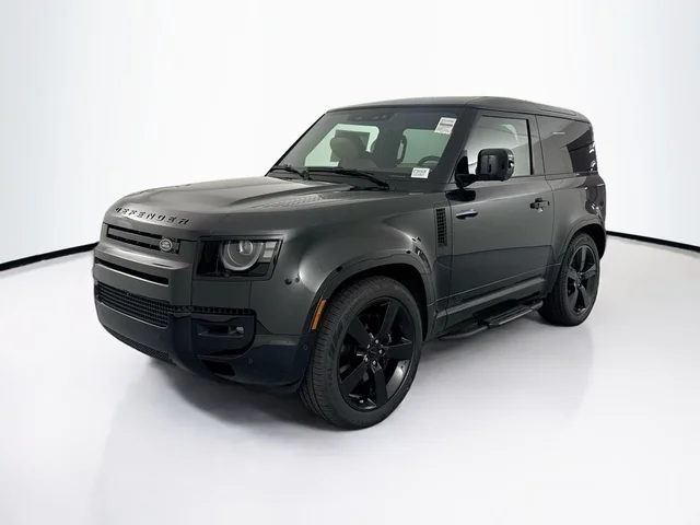 2026 Land Rover Defender 90 V8