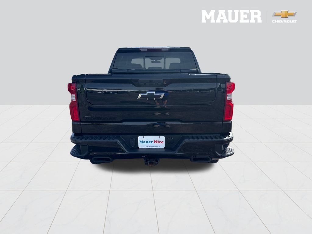 Used 2021 BLACK Chevrolet LT Trail Boss image 5