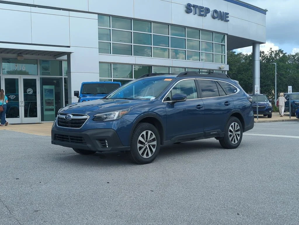 2021 Subaru Outback Premium's photo