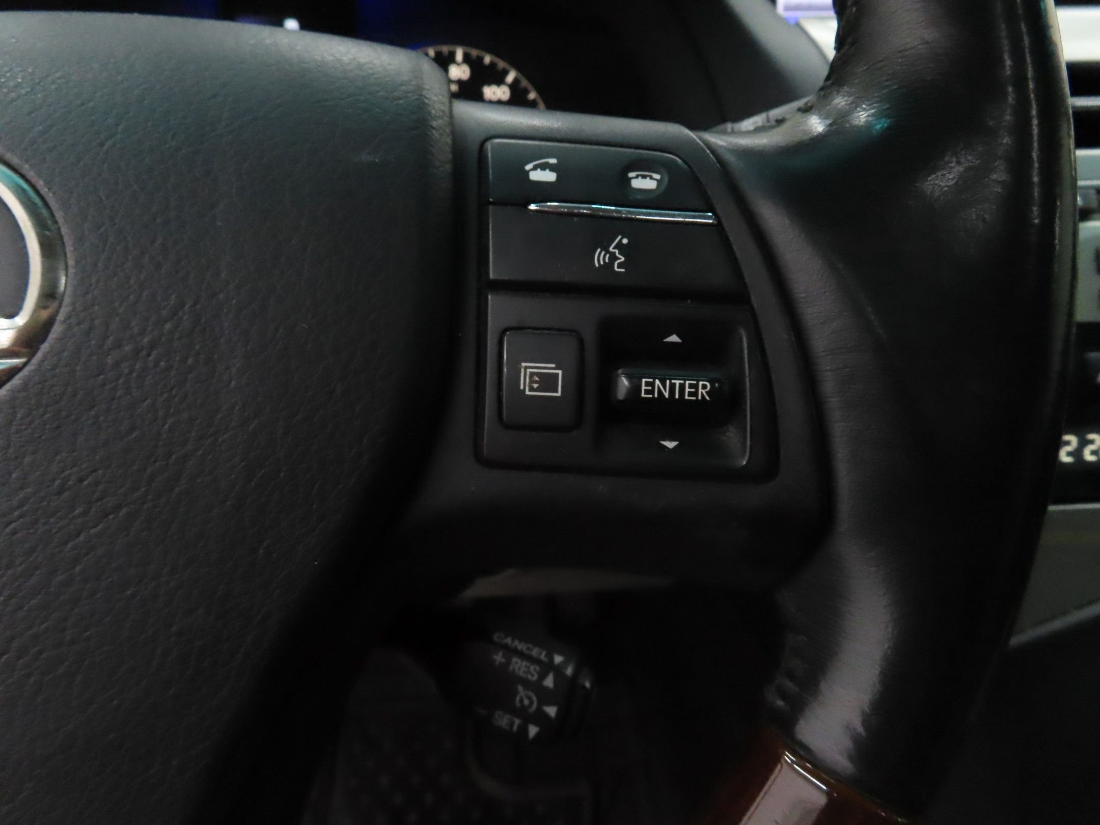 Used 2012 Gray Lexus 450h image 14