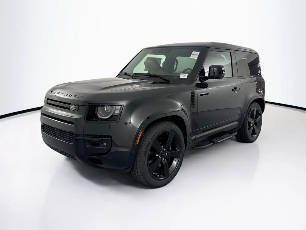 New 2026 Santorini Black Land Rover V8 image 1