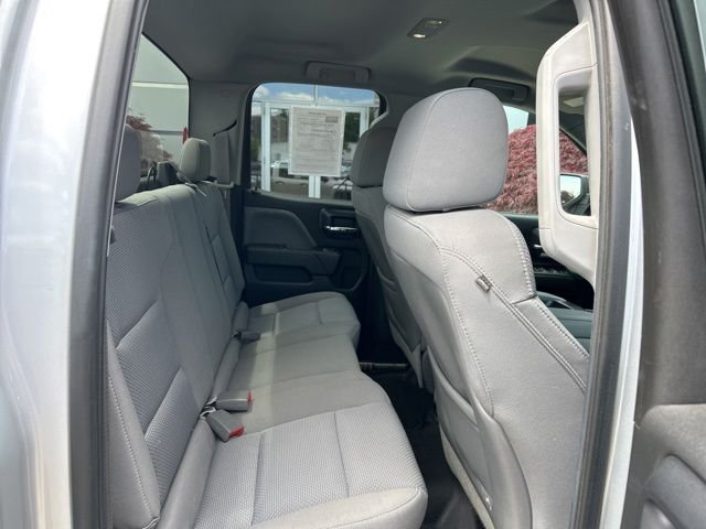 Used 2015 Silver GMC Base image 13