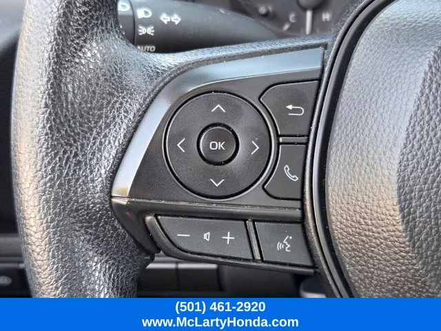 Used 2025 White Toyota LE image 28