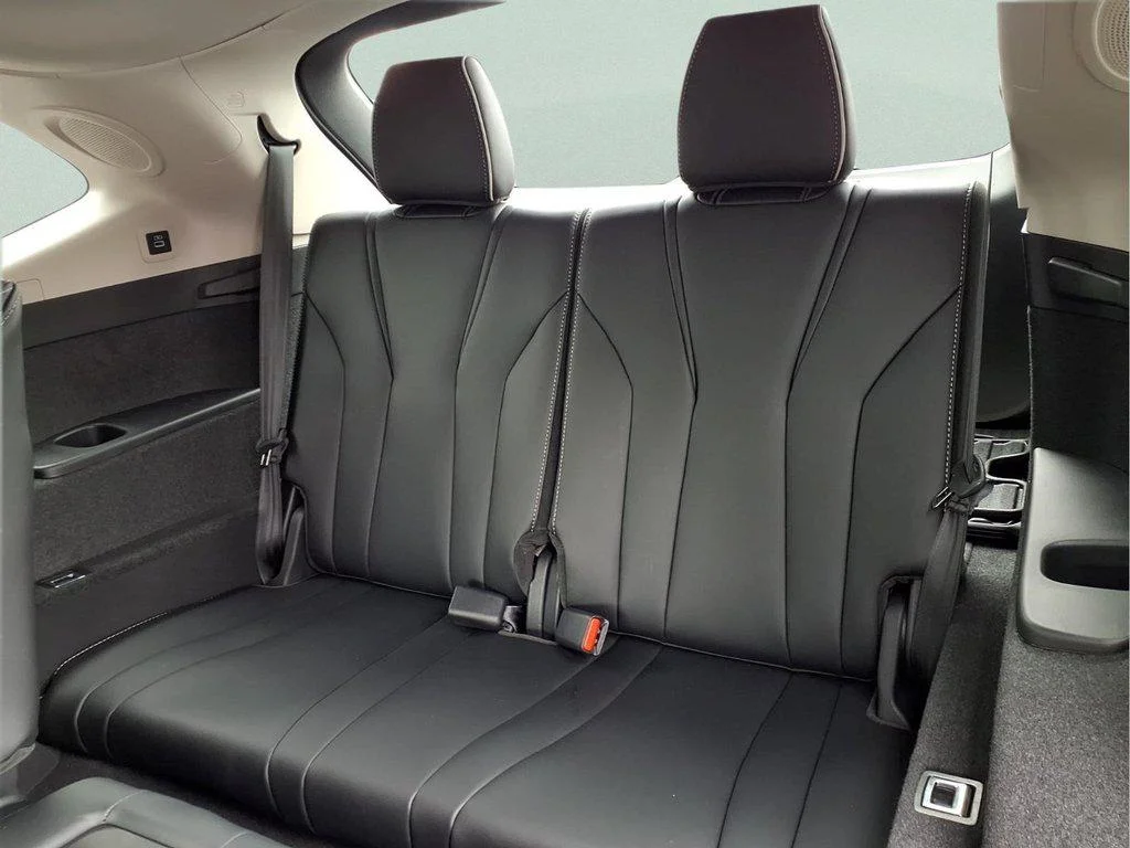 New 2026 Solar Silver Metallic Acura Advance Package image 11