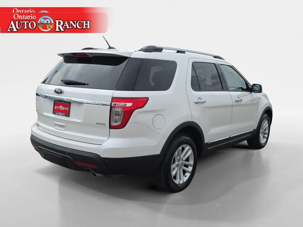 Used 2014 White Ford XLT image 5