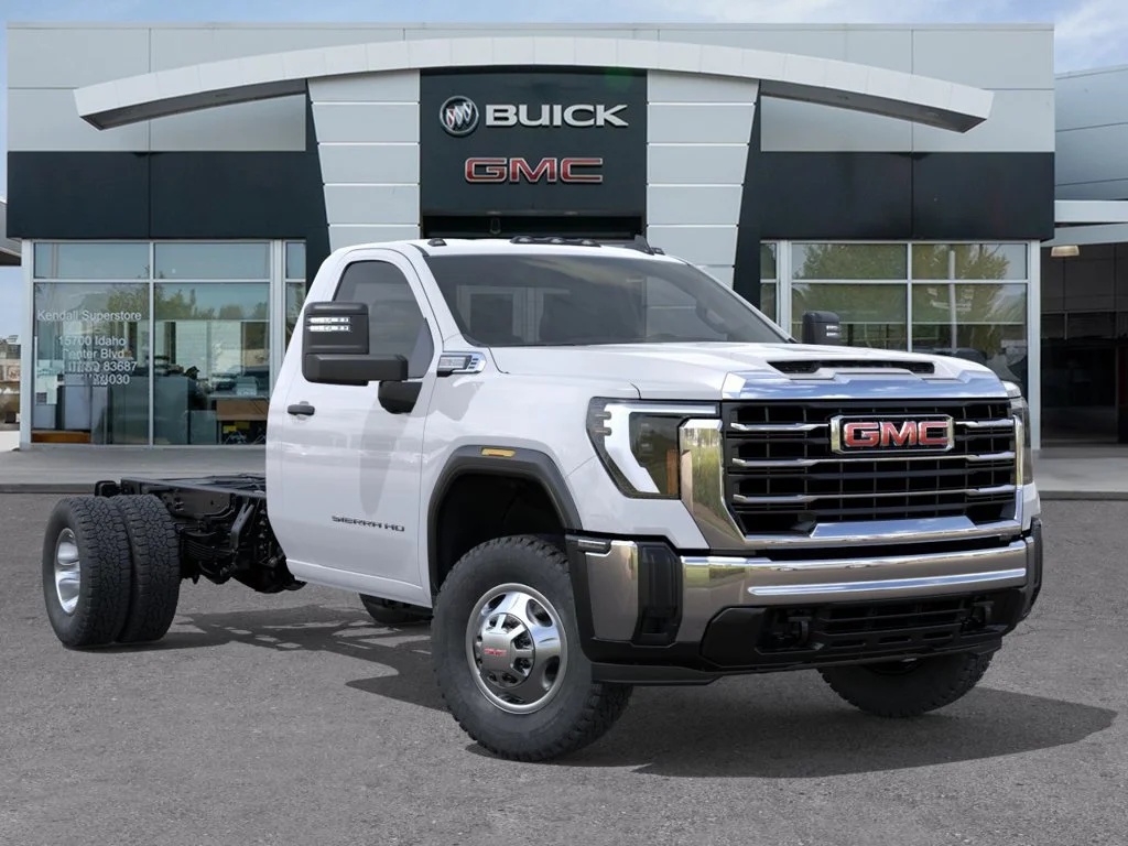 New 2026 Summit White GMC Pro image 7