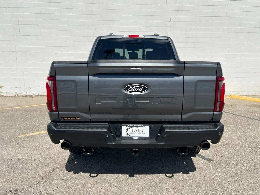 New 2026 Carbonized Gray Metallic Ford Tremor® image 4