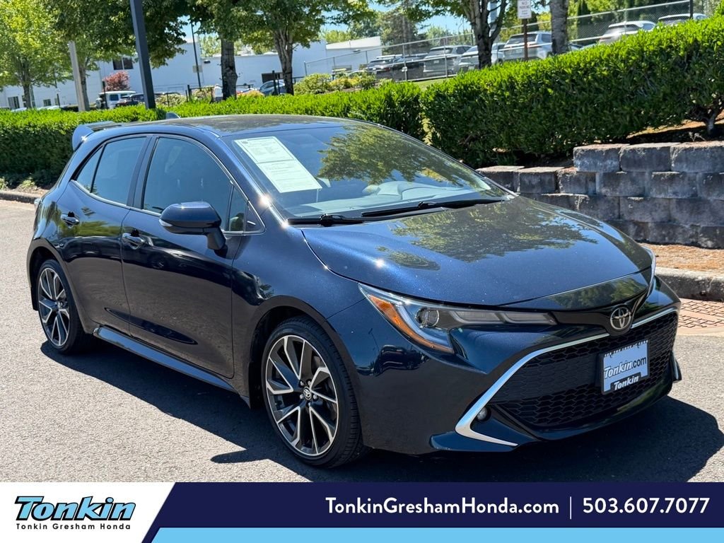 Used 2022 Galactic Aqua Mica Toyota XSE image 1