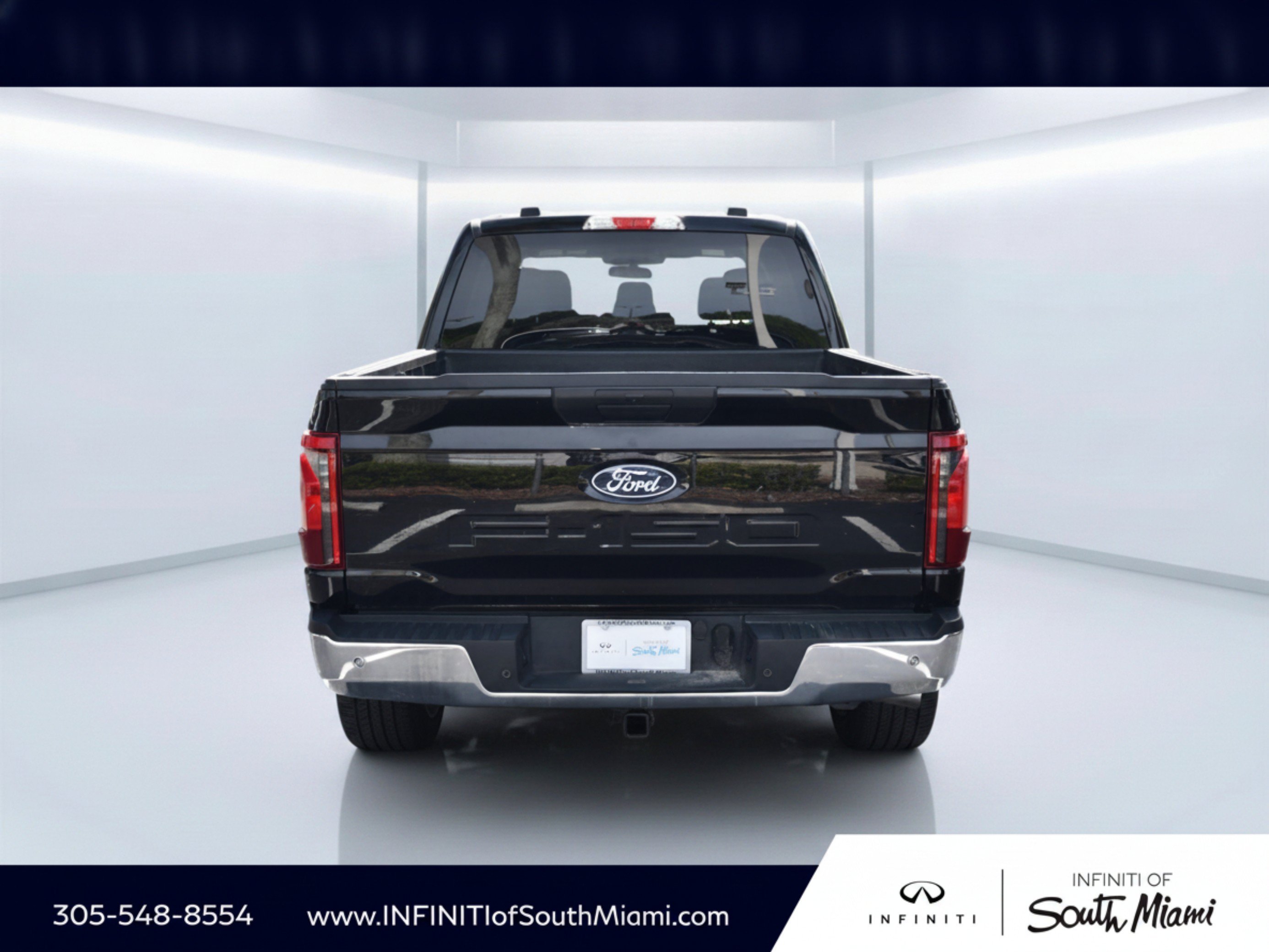 Used 2025 Black Metallic Ford XLT image 5