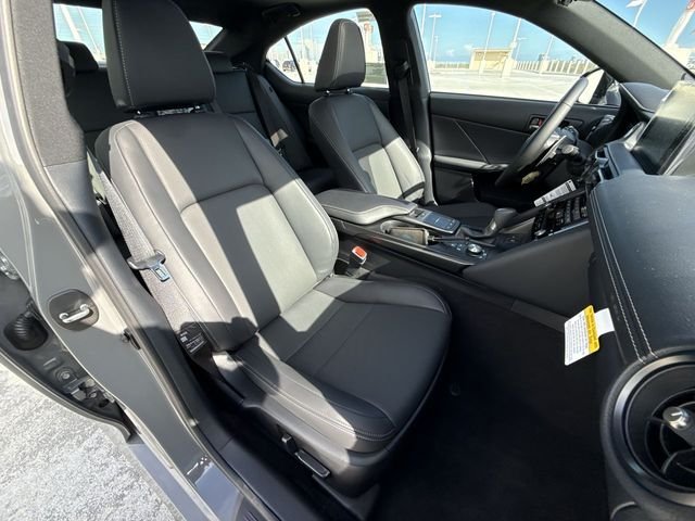 Used 2025  Lexus 350 F SPORT Design image 26