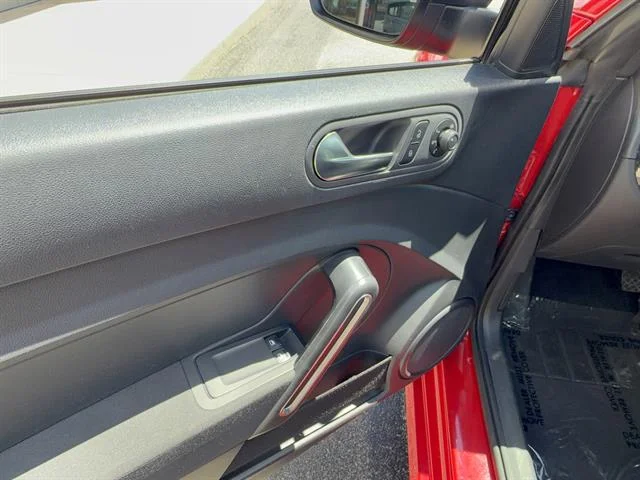 Used 2018 Tornado Red Volkswagen 2.0T S image 8