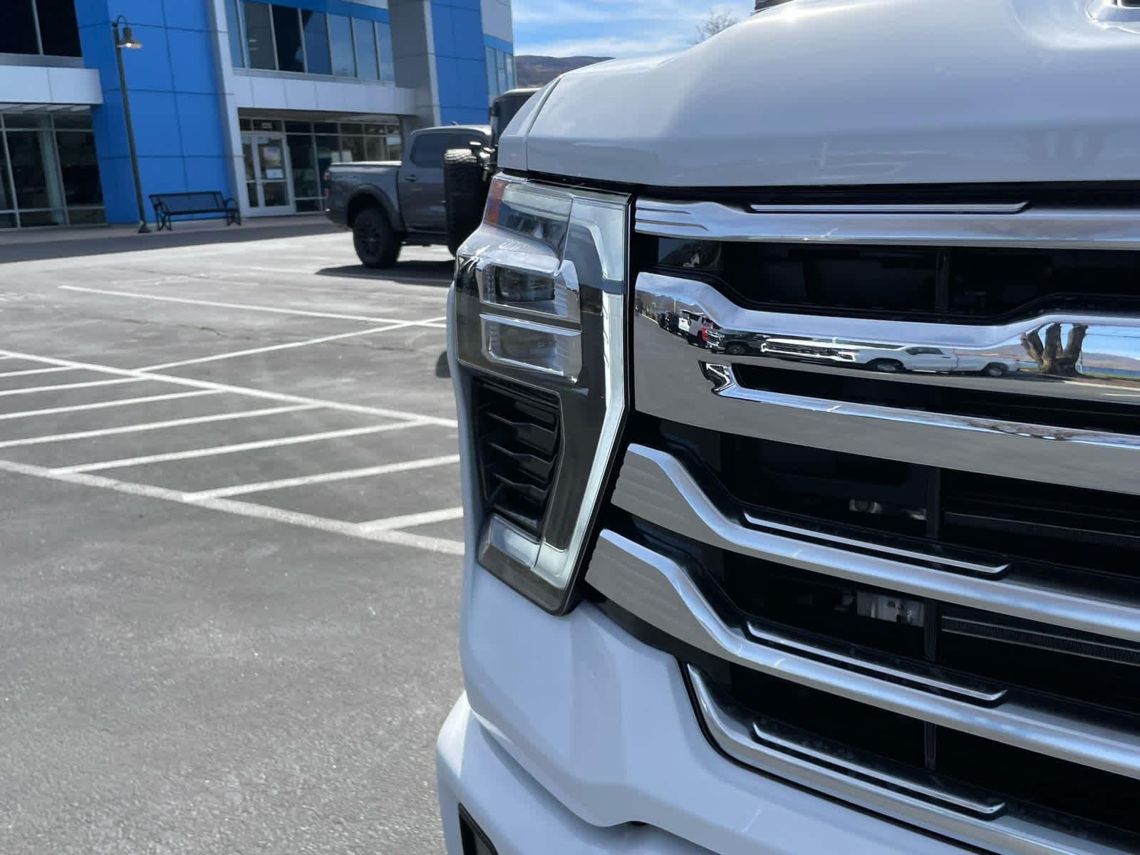 2026 Chevrolet Silverado 3500 HD High Country - Photo 17