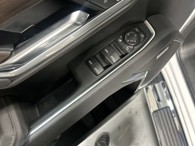 2026 GMC Sierra 1500 SLT - Photo 13