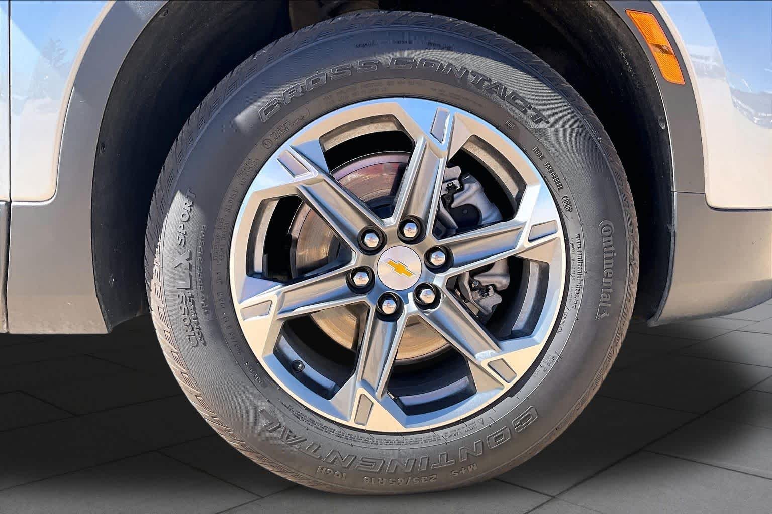 Used 2026 Sterling Gray Metallic Chevrolet LT image 10
