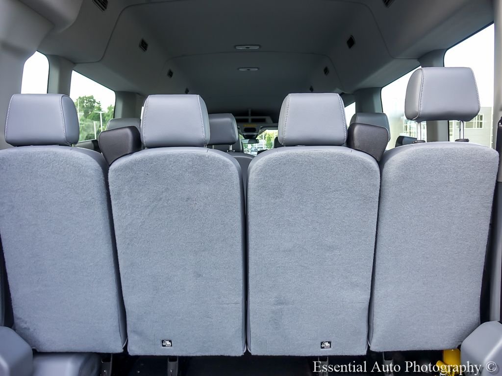 Used 2019 Oxford White Ford XL image 20