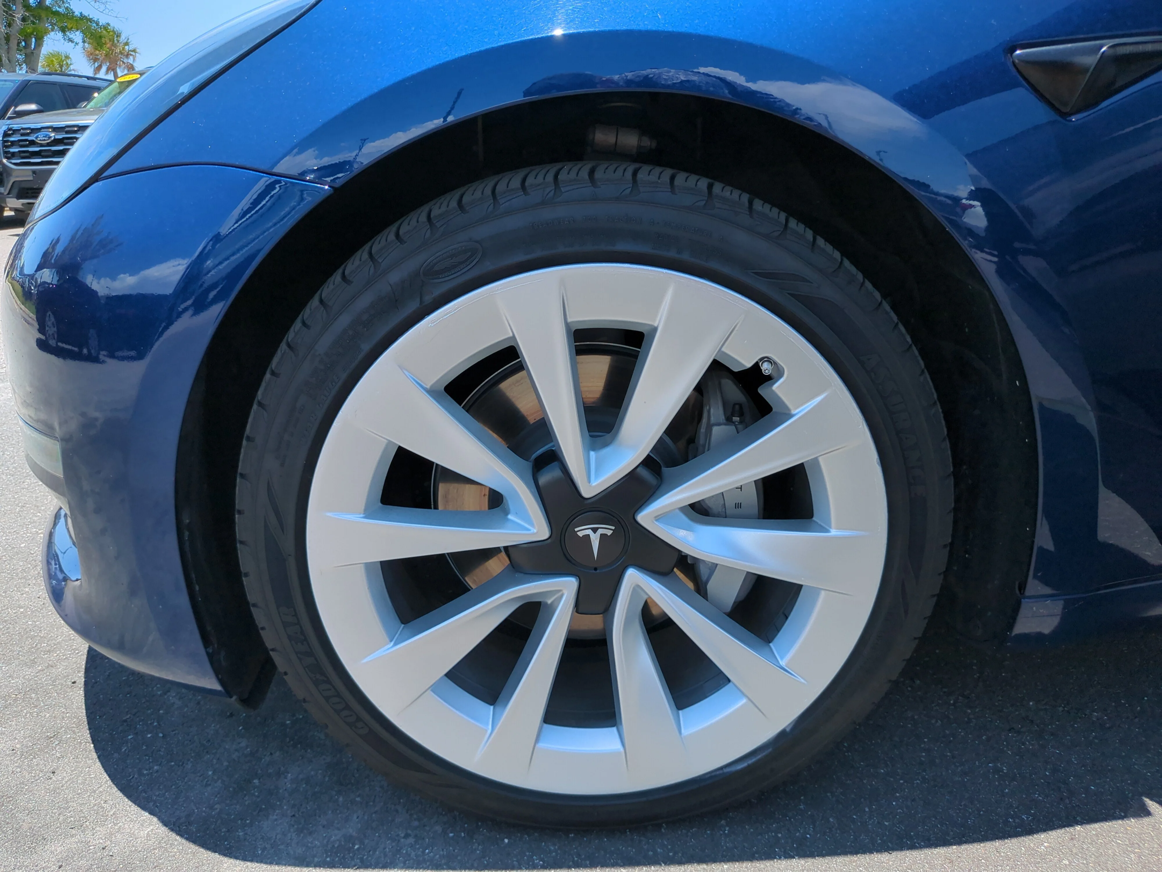 Used 2023 Deep Blue Metallic Tesla  image 36