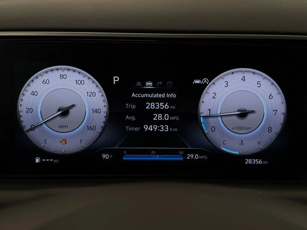 Used 2024 White Hyundai XRT image 22