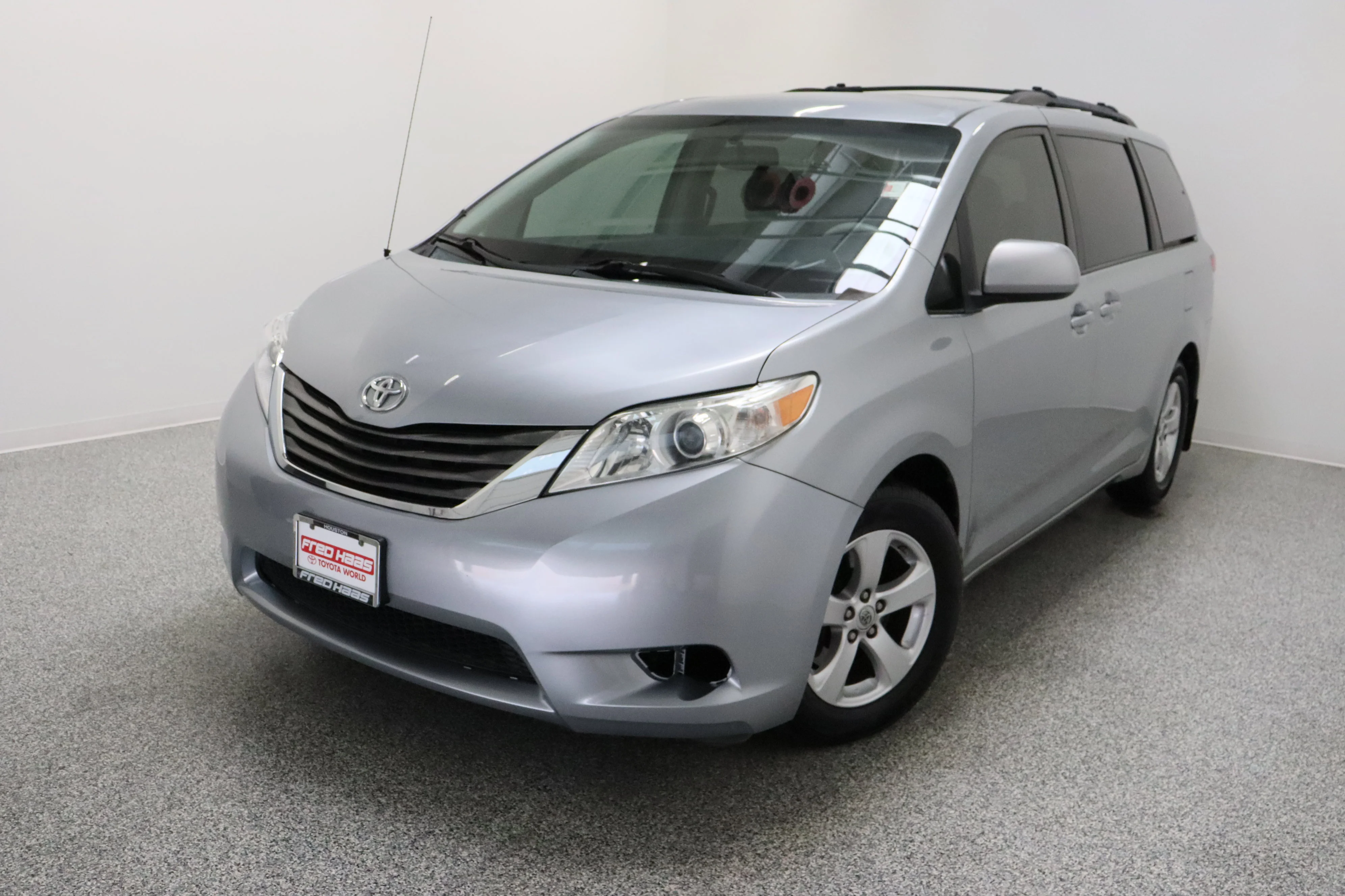 Used 2014 Toyota Sienna LE with VIN 5TDKK3DC8ES477501 for sale in Spring, TX