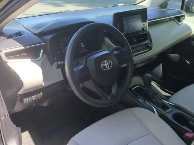 Used 2022 Black Toyota L image 29