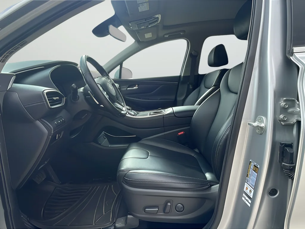 Used 2023 Silver Hyundai SEL image 12